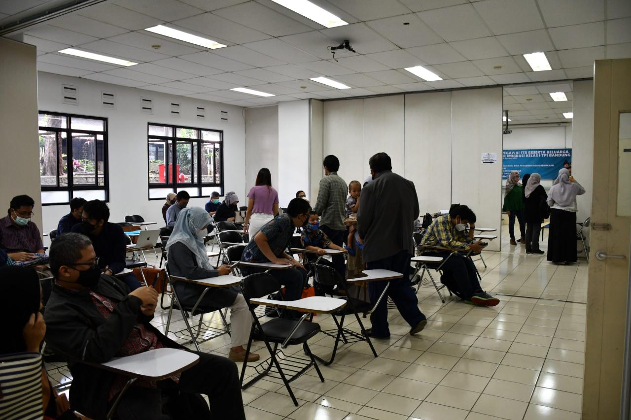 Paspor imigrasi kantor layanan kembali kelas pembuatan dibuka mulai juni permohonan