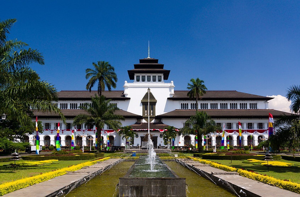 Buat Salinan (fotokopi) Dokumen Visa Anda di Bandung