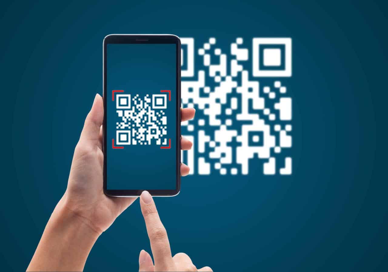 Memindai Qr Code Pada KITAS